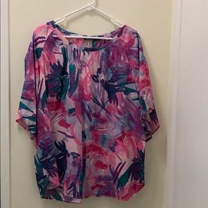Colorful lightweight top